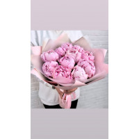 Bouquet of peonies “Sarah Bernhardt”